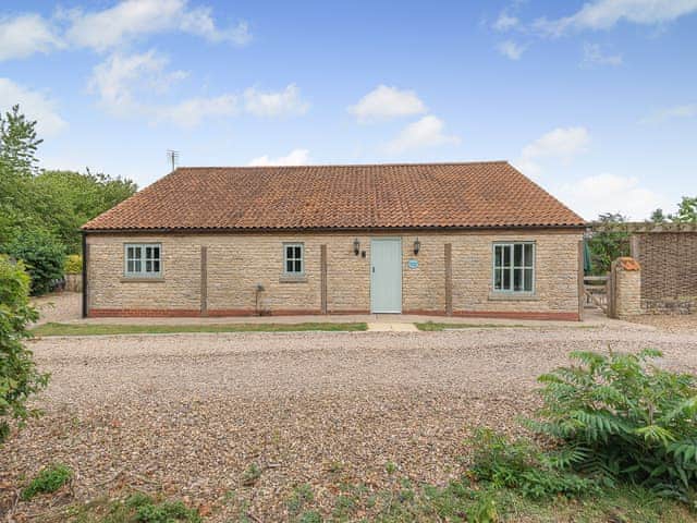 Exterior | Honeysuckle Cottage, Oasby, near Grantham