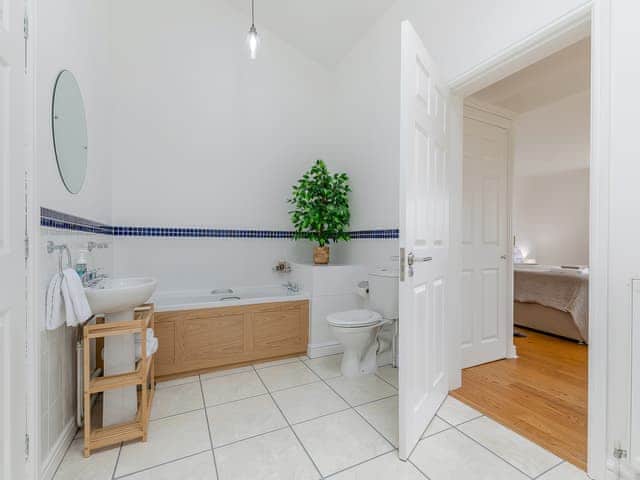 Bathroom | The Crofts, Winsford