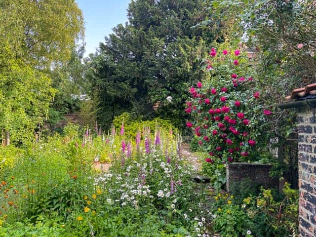 Outdoor | Misdale House, Louth