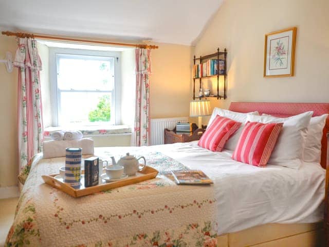 Double bedroom | Polcreek Cottage, Veryan