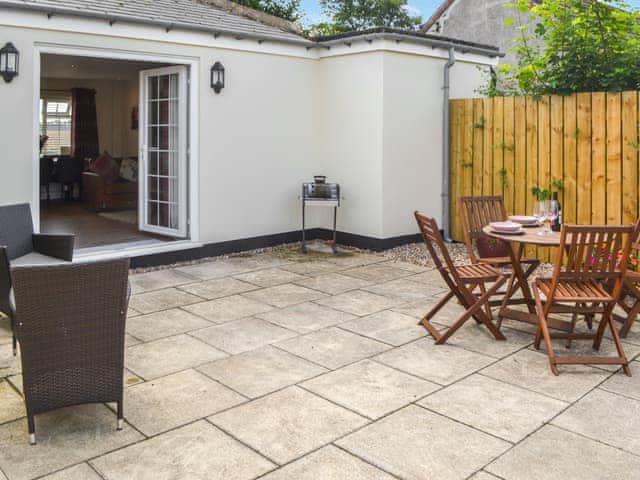 Outdoor | Brocks Retreat, Felton