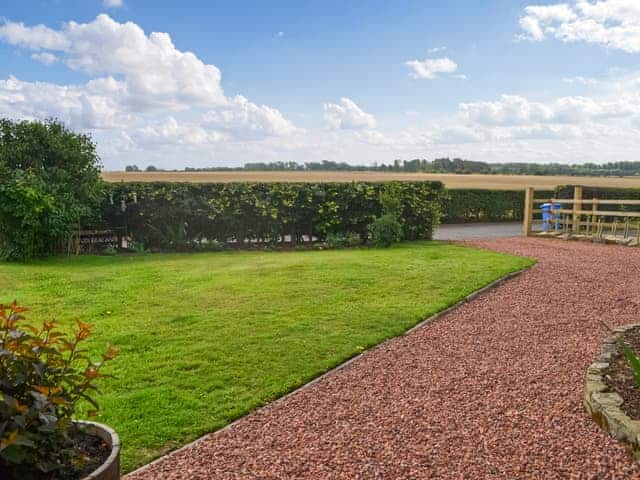 Outdoor | Brocks Retreat, Felton