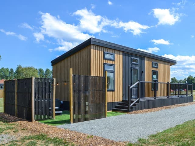 Exterior | Lodge 2 - Cottingham Park, Cottingham