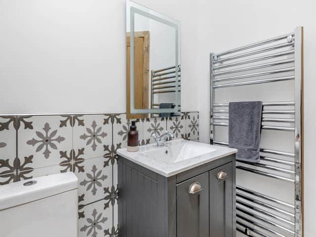 Bathroom | Piggy in the Middle - Old Highwood, Dunkeswell