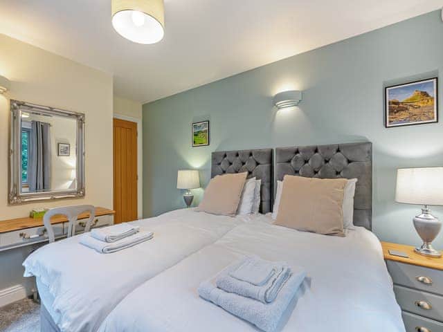Twin bedroom | Hadrian&rsquo;s Garden Villa, Henshaw, near Haltwhistle