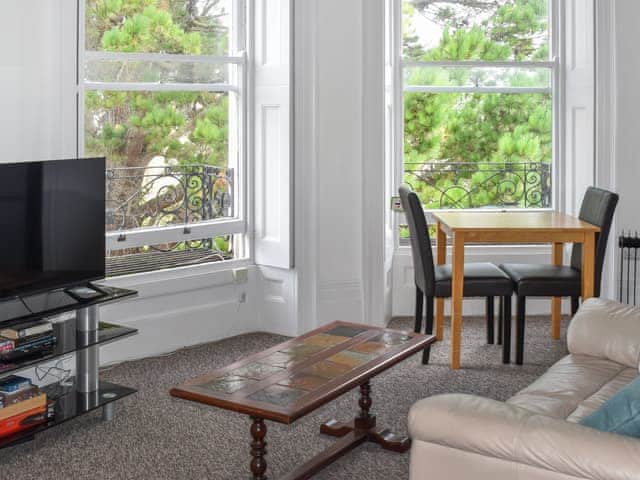 Open plan living space | Solent Charm, Ryde