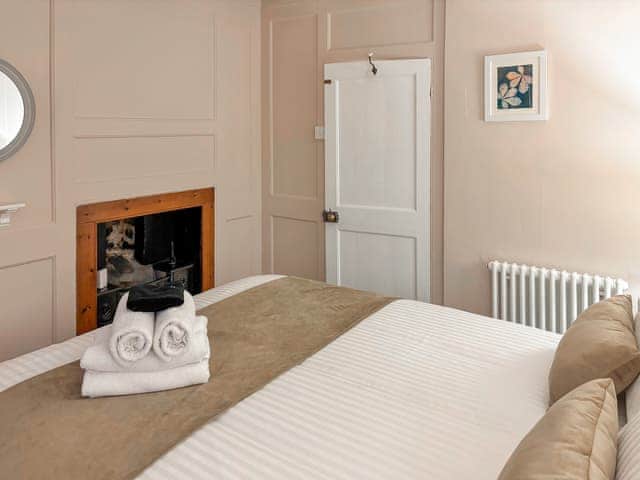 Double bedroom | Whalers Cottage, Whitby