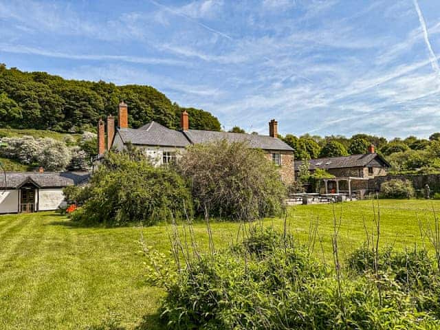 Garden | Duvale Priory - Duvale Cottages, Bampton, near Tiverton