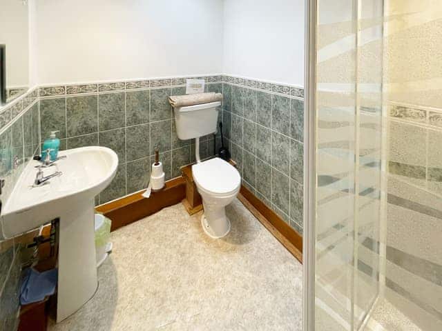 Bathroom | Orchard Barn - Duvale Cottages, Bampton, near Tiverton