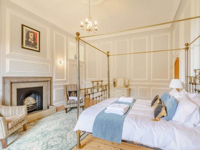 Double bedroom | Hodroyd Hall, Holmfirth