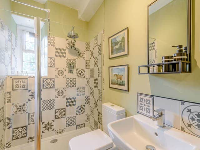 Bathroom | Hodroyd Hall, Holmfirth