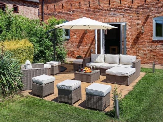 Outside seating in private garden of Sunshine Cottage at Nether Burrows Farm, Kirk Langley. Derbyshire | Sunshine Cottage - Nether Burrows Farm, Kirk Langley, Ashbourne