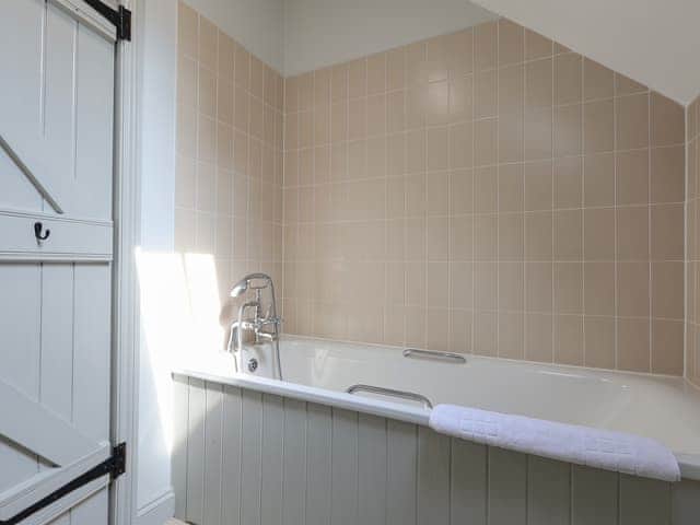 Bathroom | Riverview, Somerford Keynes