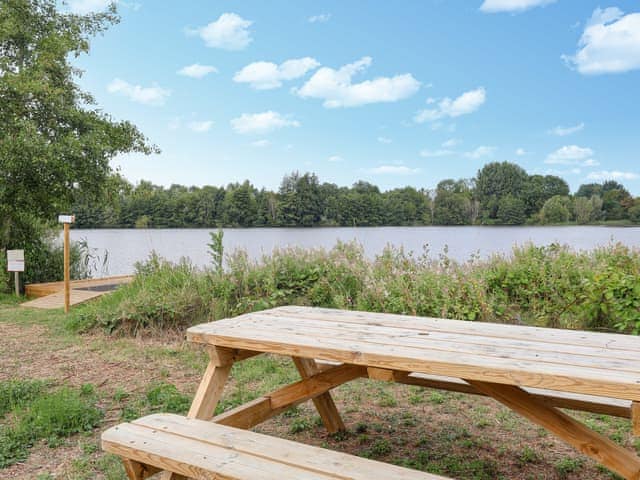 Surrounding area | Riverview, Somerford Keynes