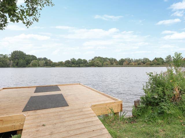 Surrounding area | Riverview, Somerford Keynes