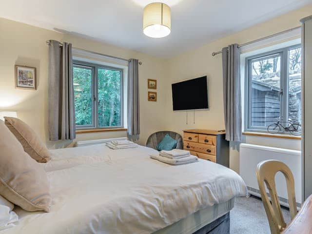 Twin bedroom | Hadrian’s Garden Villa, Henshaw, near Haltwhistle