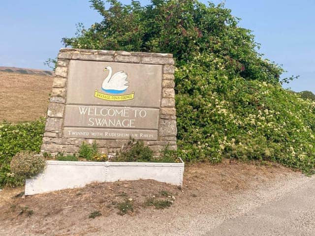 Surrounding area | The Winch, Swanage