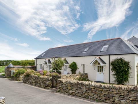 Lovely converted barn | Sea Shells, Padstow