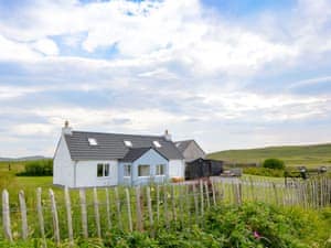 A traditional crofters cottage  | Frank&rsquo;s, Bornesketaig near Uig