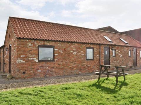 Brick-built holiday accommodation | Apartment 2 - Glebe Farm Apartments and Lodge, West Barkwith, near Market Rasen