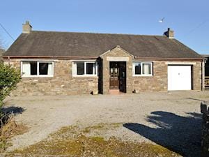 Charming stone-built holiday bungalow | Rhonepark Steading, Crossmichael, near Castle Douglas