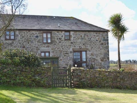 Terraced stone built barn conversion close to Padstow | Coachmans Cottage, White Cross, near Newquay