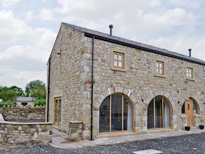 Attractive stone-built holiday home | 5 The Granary, Pendleton, near Clitheroe