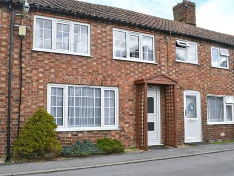 Delightful terraced holiday property | Banovallum Cottage, Horncastle