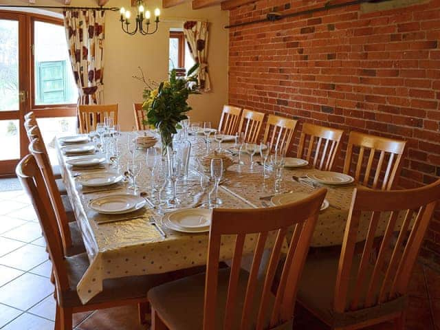 The huge kitchen dining table seats up to fourteen guests | The Granary, Somersal Herbert, Ashbourne