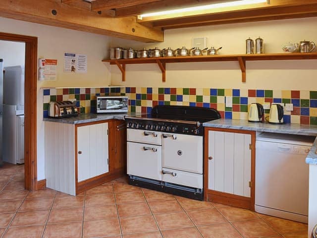 The fully equipped kitchen has a large range for cooking | The Granary, Somersal Herbert, Ashbourne