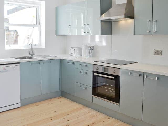 Well equipped kitchen | Coastguard Cottage, Swalecliffe, near Whitstable