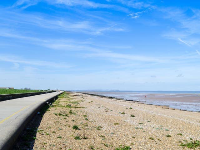 Surrounding coastline | Coastguard Cottage, Swalecliffe, near Whitstable