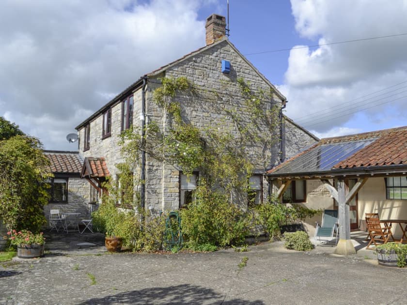 The Old Haybarn In Knole Somerset Book Online Hoseasons