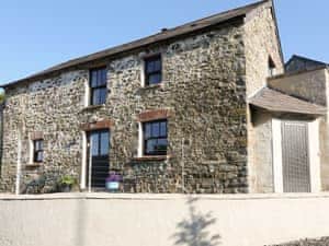 Attractive stone-built cottage | Dolgoy Cottages - Stable Cottage, Blaencelyn, nr. Llandysul