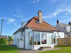 Lovely detached coastal property  | Wayside, Beadnell