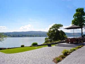 Spacious garden and grounds overlooking the beautiful surrounding area | Baileyfield, Strone, near Dunoon