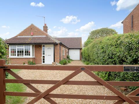 Exterior | Crabtrees, Ringstead