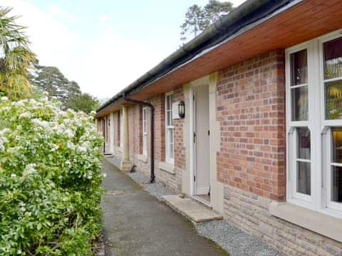 Exterior | Angelica - Netley Hall, Dorrington, near Shrewsbury