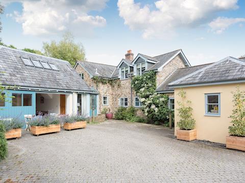 Welcoming courtyard | The Old Coach House , Colyton, near Honiton