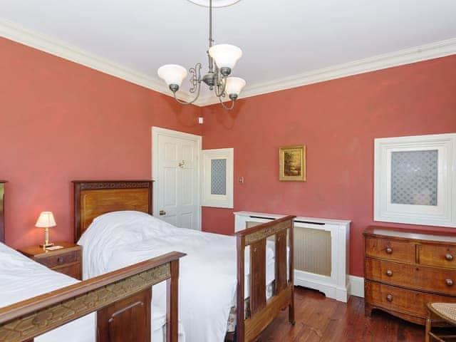 Ideal twin bedroom | Tilney Hall, Kings Lynn