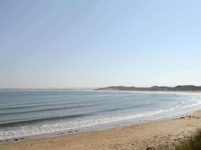 Beach at Beadnell | The Hideaway, Beadnell