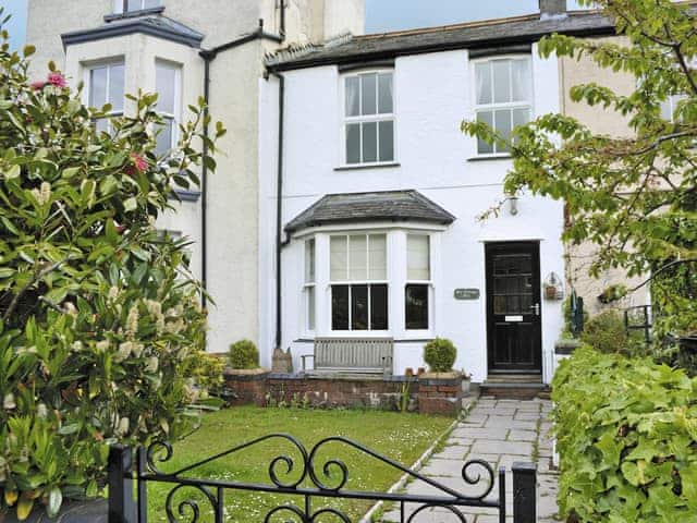 Beautiful terraced cottage | Bay Cottage, Keswick