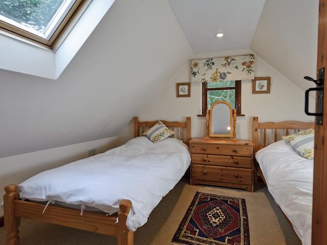 Twin bedroom | The Coach House, Bromeswell, Woodbridge