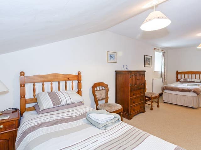 Twin bedroom | Grisedale Barn, Threshfield, near Grassington