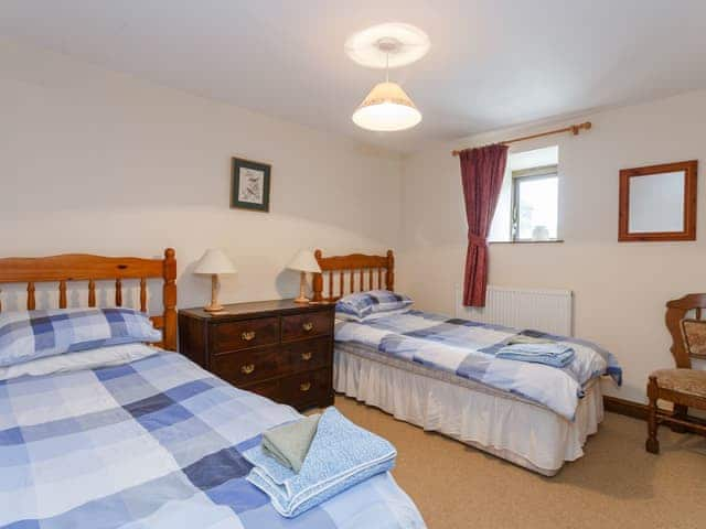 Twin bedroom | Grisedale Barn, Threshfield, near Grassington