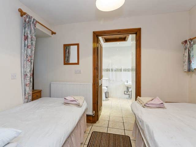 Twin bedroom | Grisedale Barn, Threshfield, near Grassington