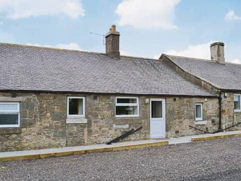 Lovingly restored cottage on an 800-acre working farm | Moor View, Belford near Bamburgh