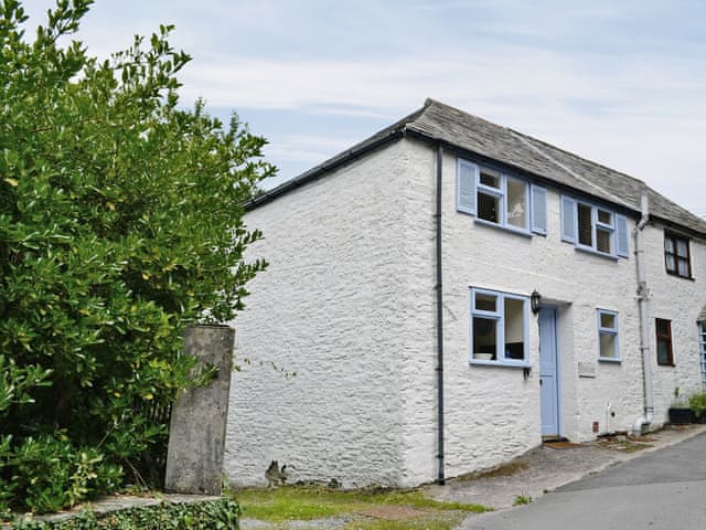 Charming, semi-detached cottage | Ostlers, Boscastle