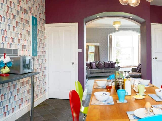 Well presented Kitchen/ diner | South Cliff Sands II, Scarborough