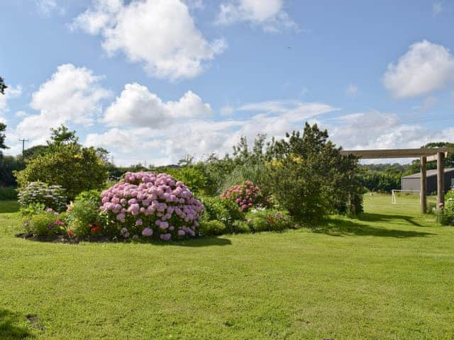 Garden and grounds | Grange Farm Holiday&rsquo;s - Red Squirrel Lodge - Grange Farm Holidays, Wootton, near Ryde